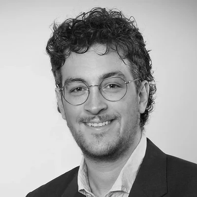 Lukas M. Müller