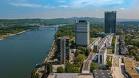 Bonn-UN_Campus_im_Fruehjahr_2020_medium.jpg