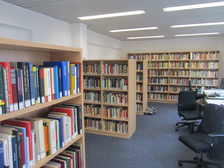 Dahrendorf Bibliothek 4